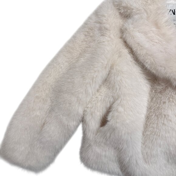 ZARA WOMEN COLLECTION SHORT FAUX FUR COAT - Picture 5 of 12